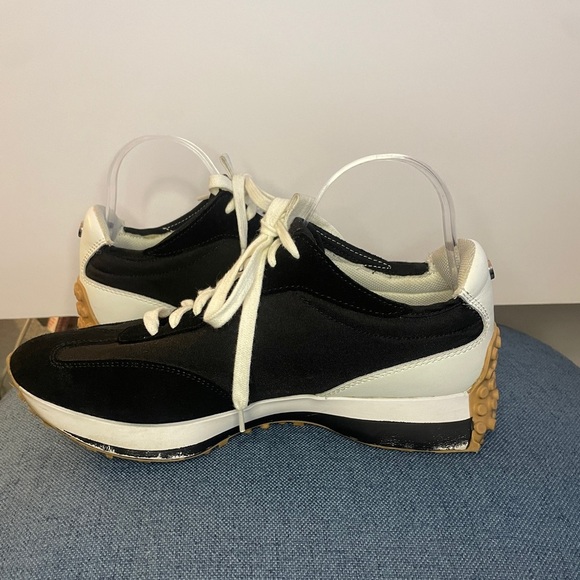 Steve Madden Retro Campo Lace-Up Jogger Sneakers-Women Size 11 (Used) - Picture 8 of 16